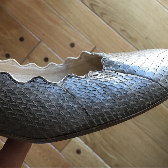 Chloe Ayers Scalloped Low Heel Snake Pump Heels - Picture 7 of 8